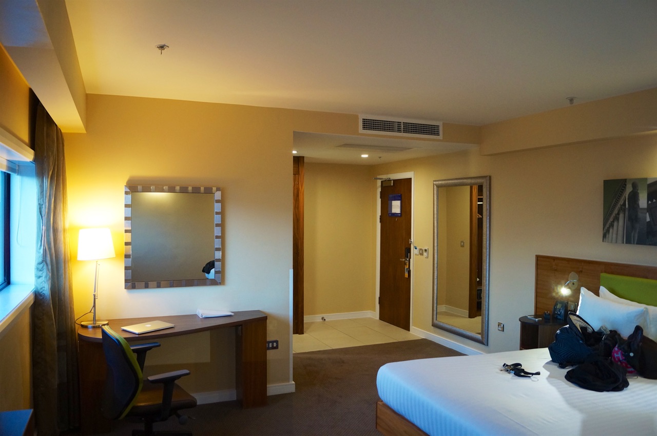 Hampton by Hilton Liverpool/John Lennon Airport Hotel Bedroom Photos