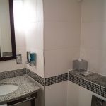 Hampton by Hilton Liverpool/John Lennon Airport Hotel Bathroom Photos