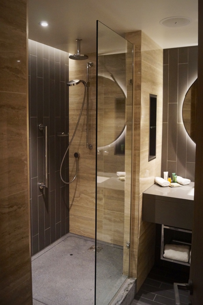 Hilton London Bankside Bathroom