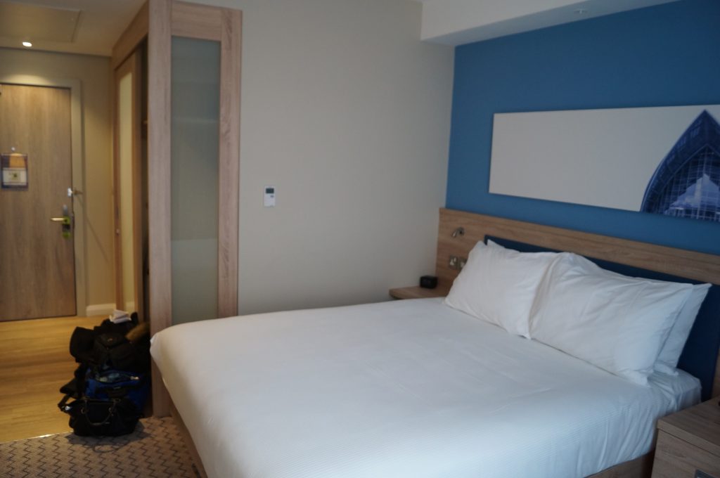 Hampton Glasgow Bedroom