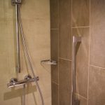 Hilton Edinburgh Carlton Bathroom