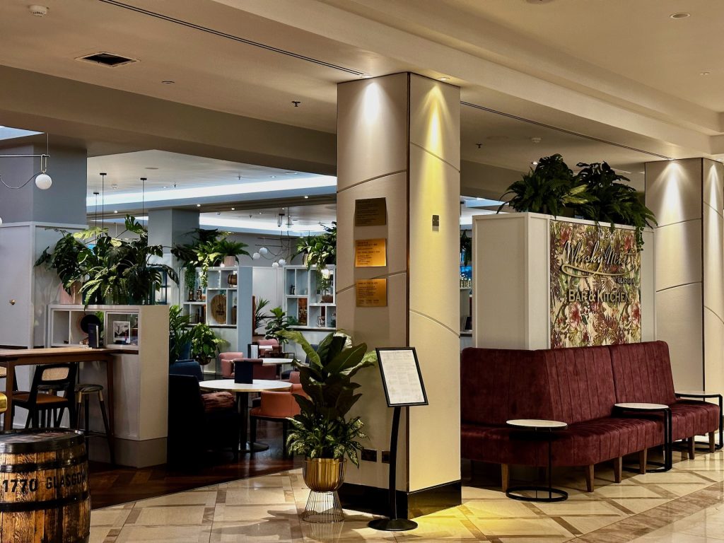 Hilton Glasgow Refurbished Whisky Mist Bar & Kitchen