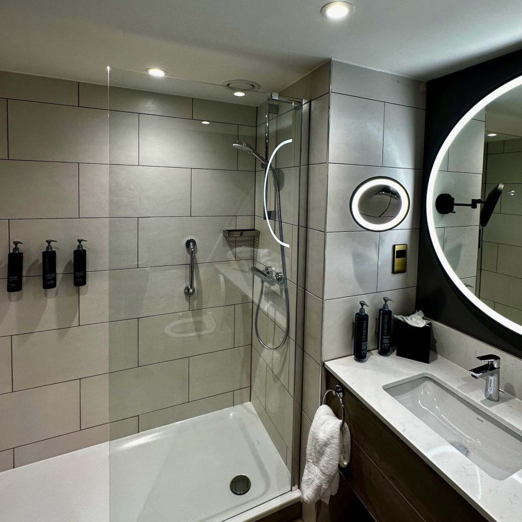 Hilton Glasgow Refurbished Bathroom
